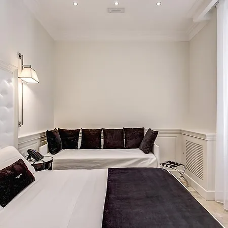 Hotel Dei Quiriti 3*