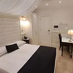Dei Quiriti Отель 3*