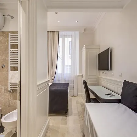 Dei Quiriti Otel