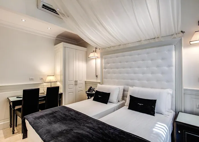 Dei Quiriti Hotel 3*